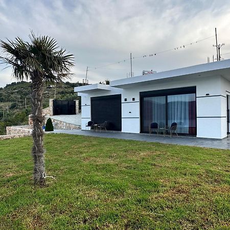 ILLYRIAN Paradise Ksamil Bagian luar foto