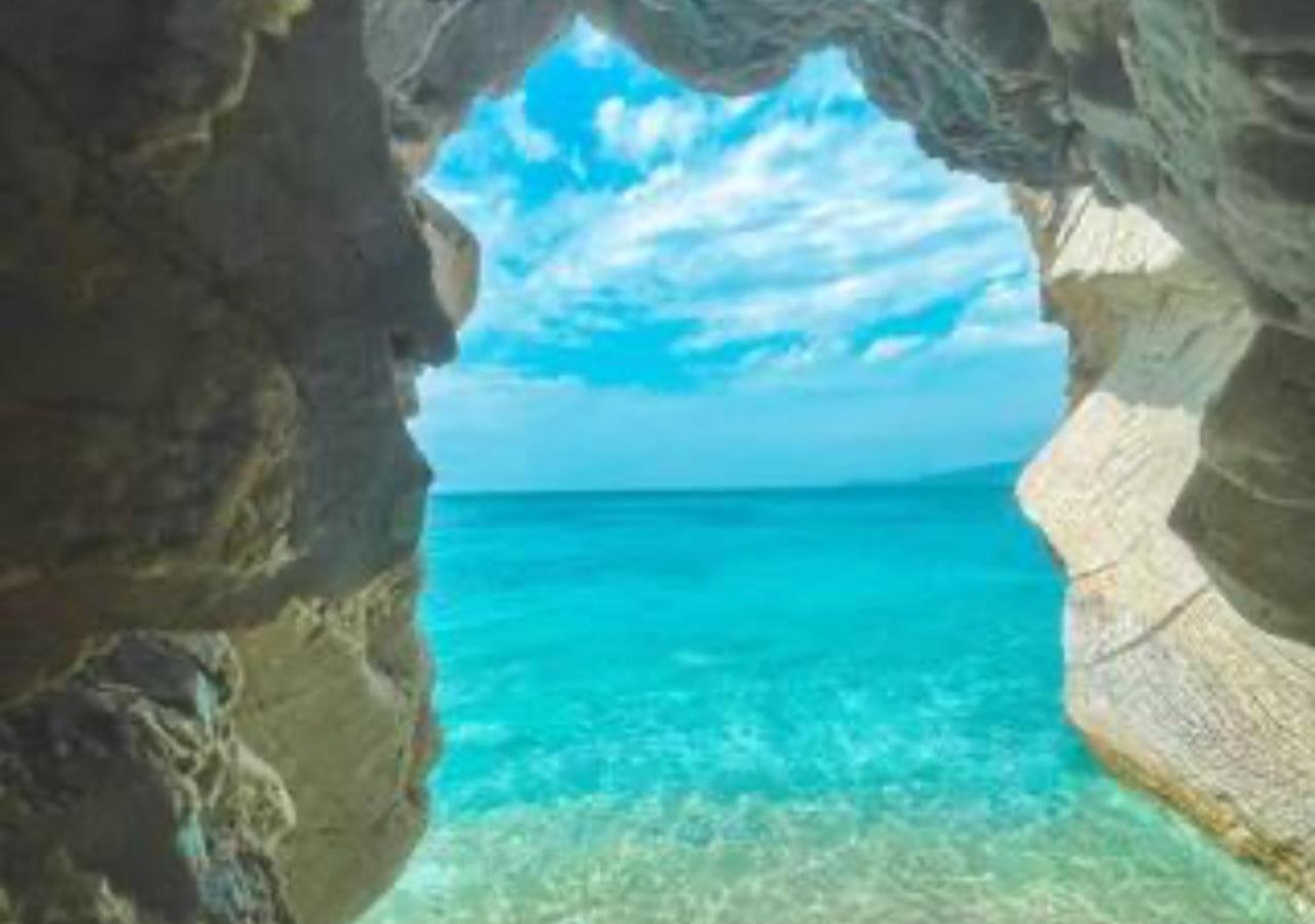 ILLYRIAN Paradise Ksamil Bagian luar foto